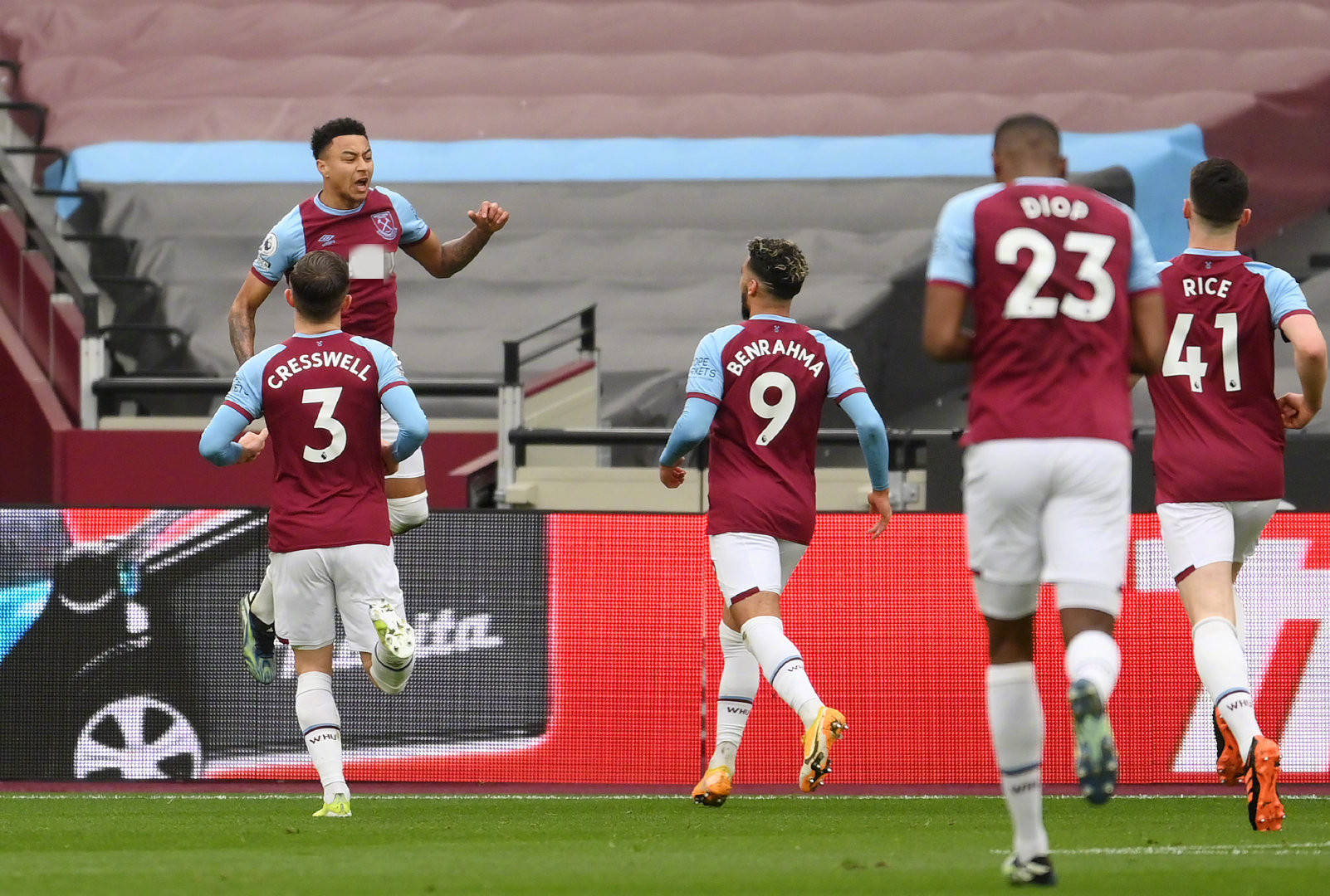 她在每一场 她在每一场