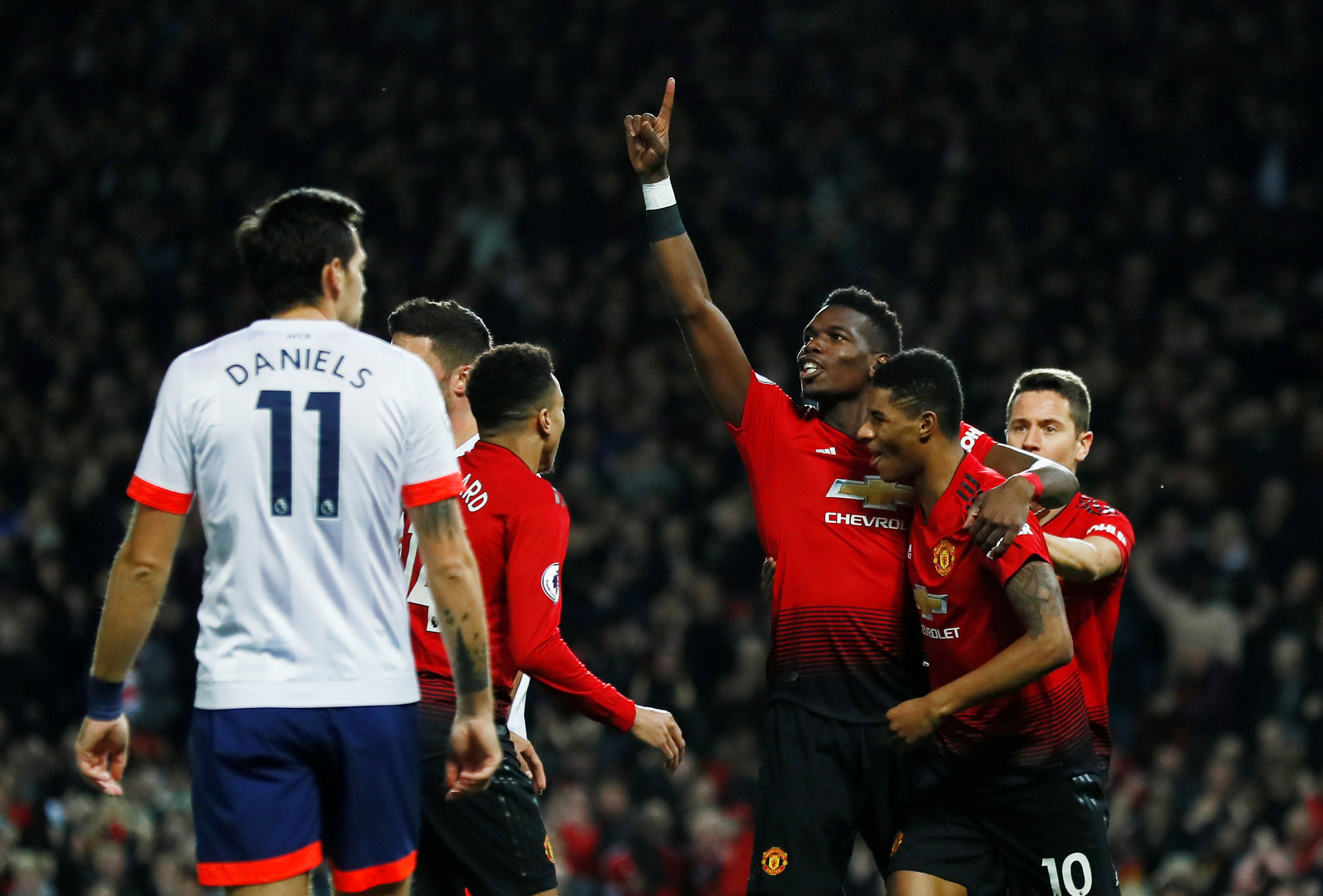 防守球员较 防守球员较